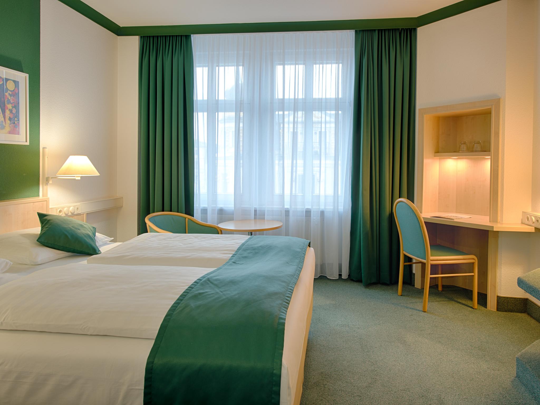 וויימר Hotel Kaiserin Augusta מראה חיצוני תמונה