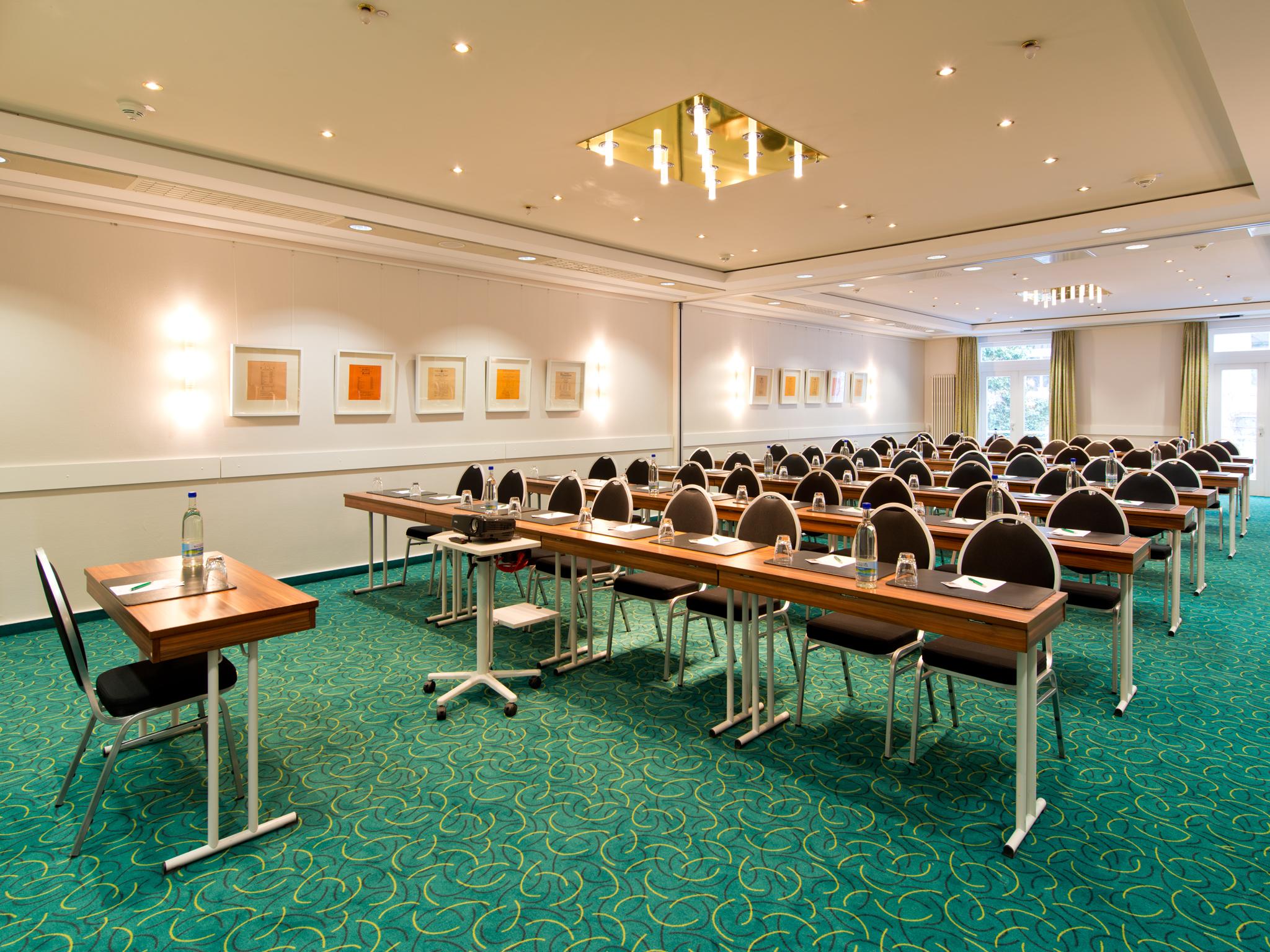 וויימר Hotel Kaiserin Augusta מראה חיצוני תמונה